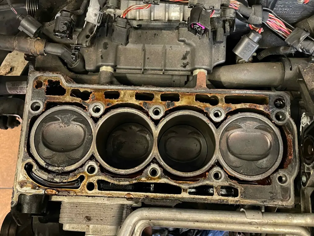Motor - 24