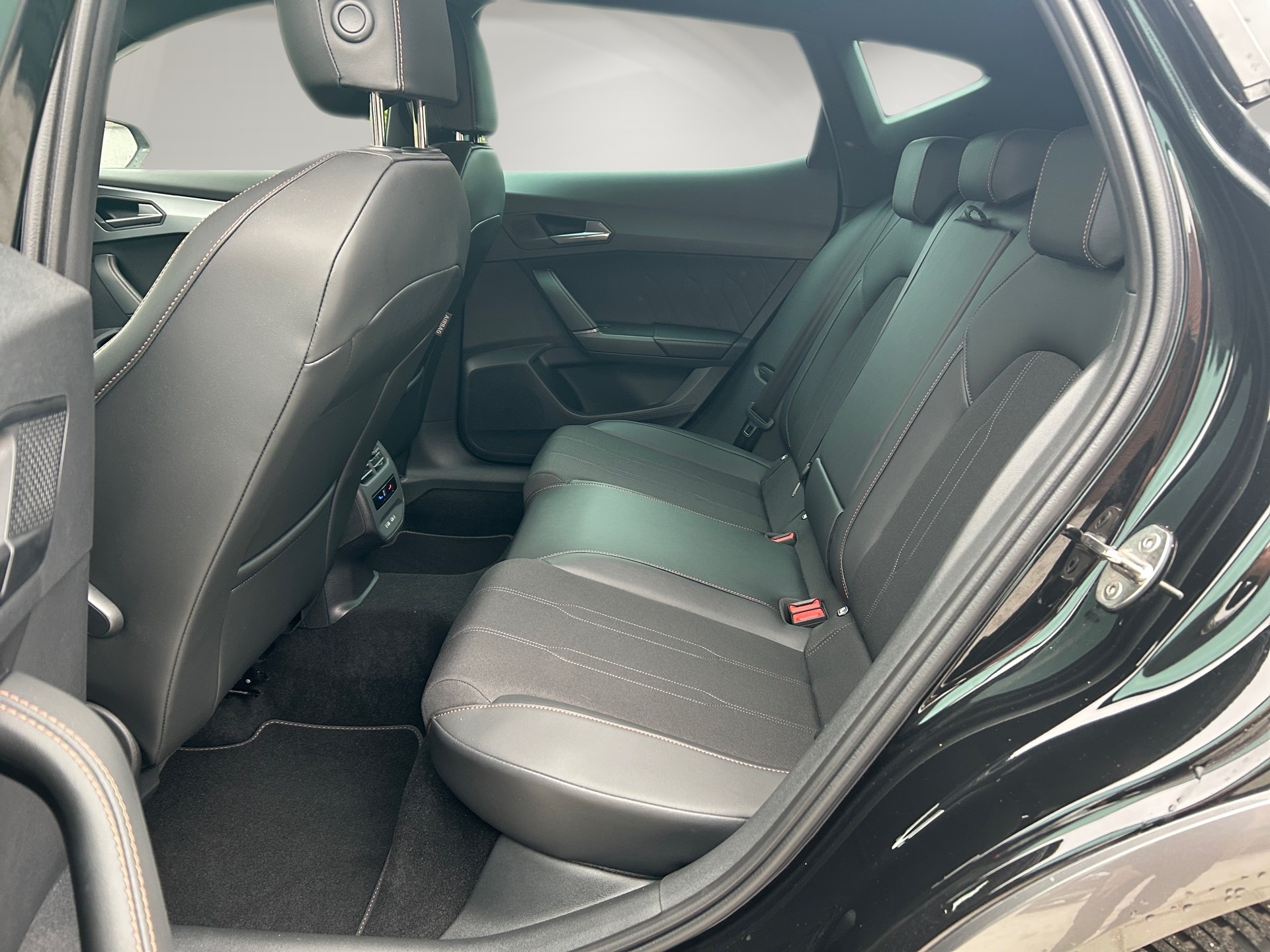 Cupra Formentor Basis e-Hybrid