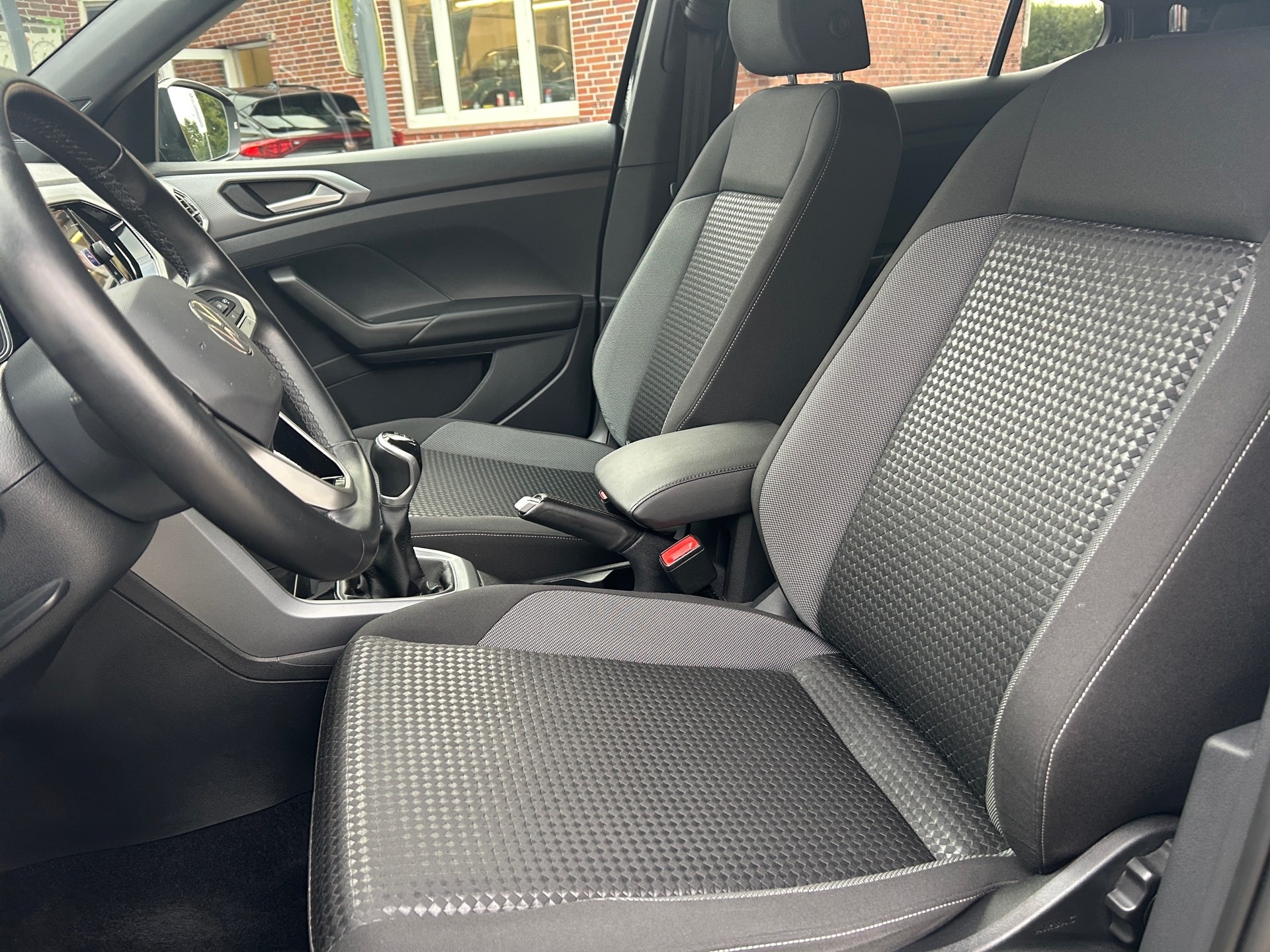 Volkswagen T-Cross Active